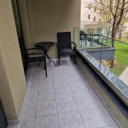 Apartment Tranquil Oasis *